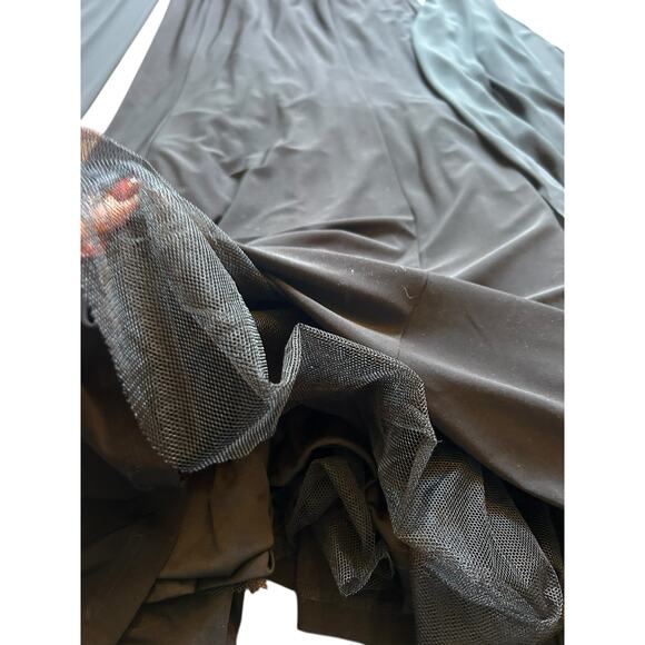 Adrianna Papell Cape Dress- Size 8 - Picture 12 of 16